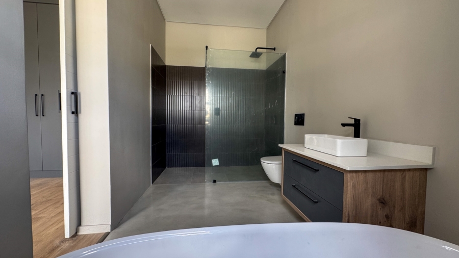 3 Bedroom Property for Sale in Tredenham Free State